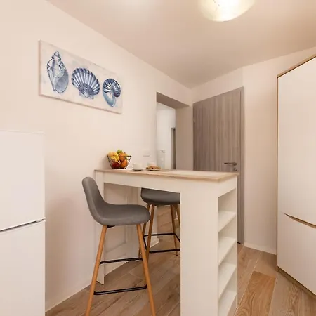 Apartment In - Insel Krk 44629 *